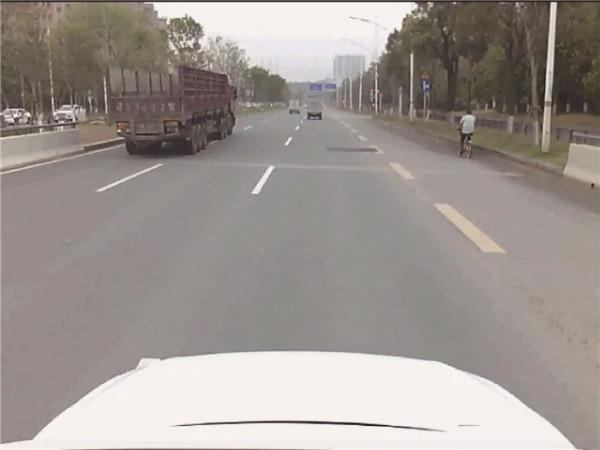 智慧駕駛環境感知 | 續東：道路空間特徵與測量距離相結合的LiDAR道路邊界點提取演算法