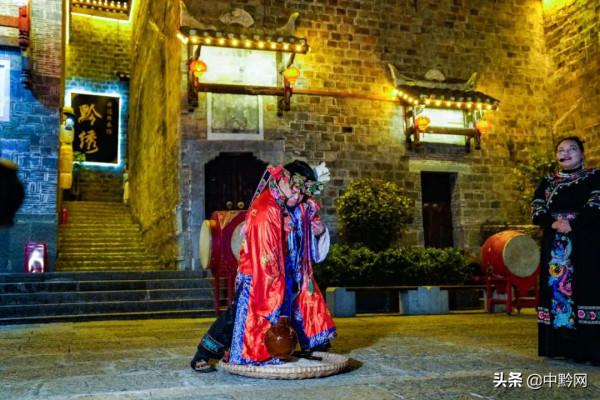 真香！這場不容錯過的苗繡非遺展演