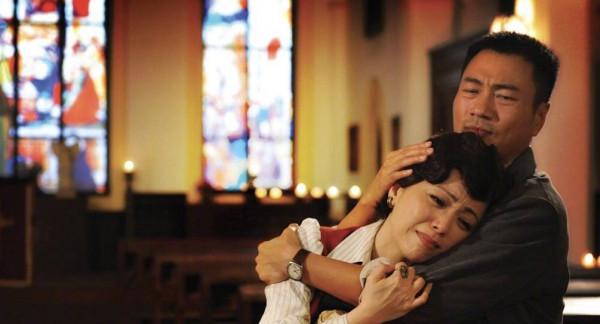 黎耀祥與鄧萃雯直播，提及《巾幗梟雄4》，女方稱會盡力空出檔期