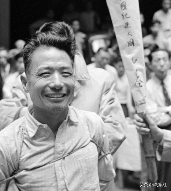 1949年“大漢奸”朱大同，微笑上刑場被殺，5個月後追認烈士