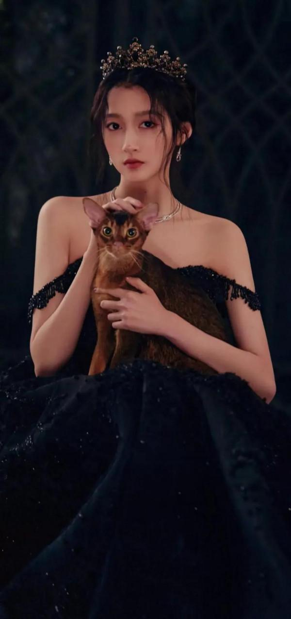 不一樣的關曉彤