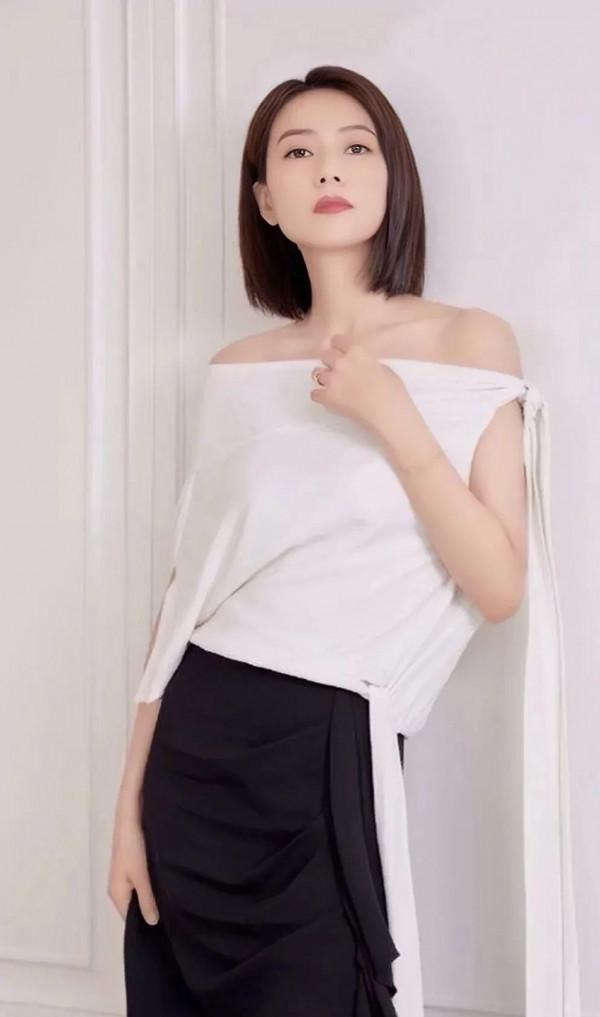 高圓圓 女神明星高畫質美圖桌布