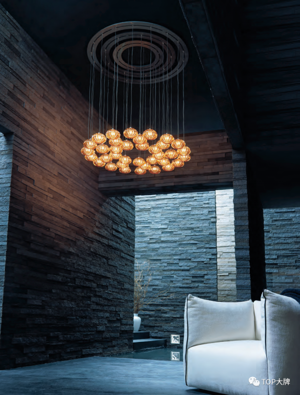 義大利Vistosi 燈飾新品：吹制玻璃的典雅之旅