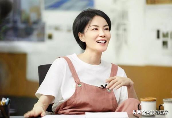 當年王菲唱歌走調,是為了遷就陳奕迅?小柯,你非要10年後才說嗎 當年王菲唱歌走調,是為了遷就陳奕迅?小柯,你非要10年後才說嗎