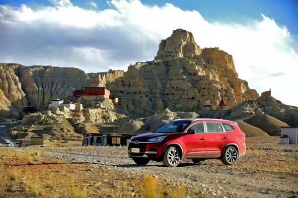 瑞虎8絕塵而上，盡享絕美風光！