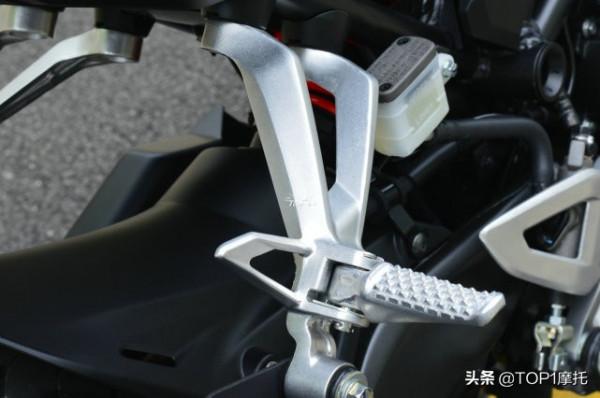 被價格掩蓋了實力!本田CB300R騎行體驗 完美的入門級街車 被價格掩蓋了實力!本田CB300R騎行體驗 完美的入門級街車