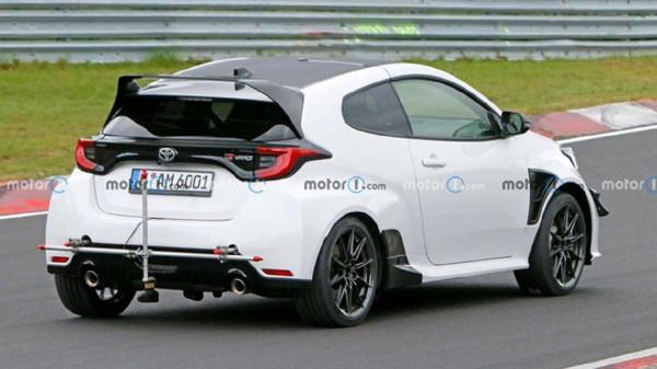​疑似豐田YARiS GRMN諜照曝光，外觀運動，動力強勁