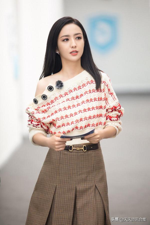 佟麗婭在《舞蹈生》的笑容真迷人,氣質這一塊沒得說 佟麗婭在《舞蹈生》的笑容真迷人,氣質這一塊沒得說