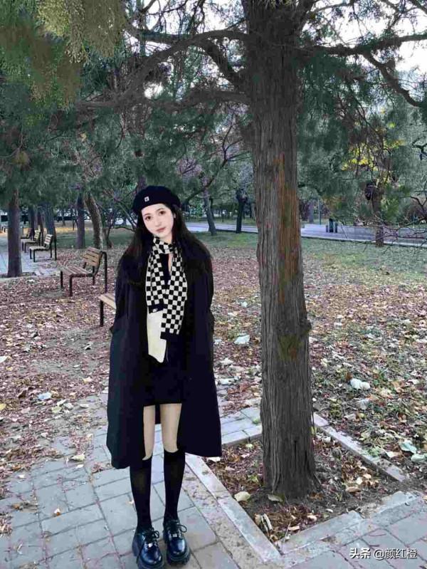 小個子女生不要愁？冬天試試這些穿搭小技巧，顯高顯瘦又時髦