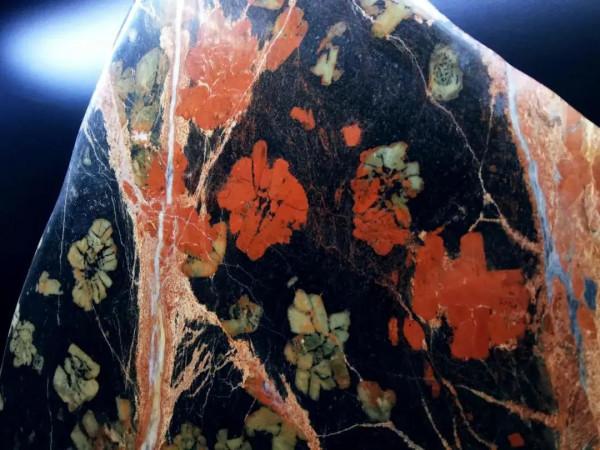 世界之大無奇不有,玉石也能“開花”,將這些美豔的花朵永恆綻放 世界之大無奇不有,玉石也能“開花”,將這些美豔的花朵永恆綻放