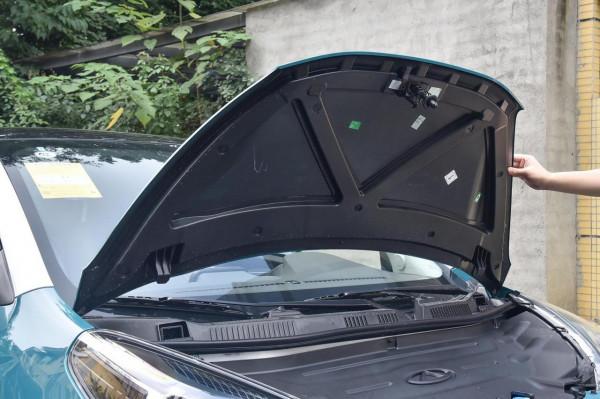 小螞蟻：3門4座兩廂車，續航301km，外觀討喜