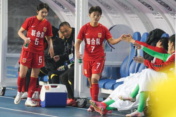 全運頭條｜中國女足聯合隊大勝進決賽，許昕劉詩雯混雙爭金