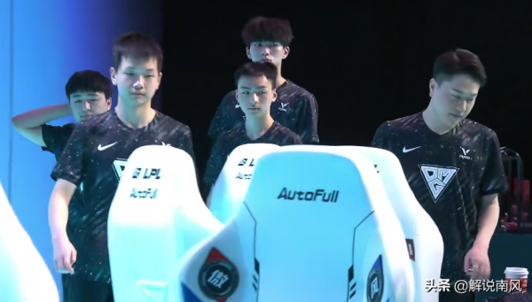 新人首秀！黑暗勢力OMG還得看我山雞哥