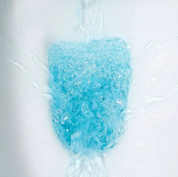 日本人衛生間只有巴掌大，卻異常乾淨！差別都在這4個細節上