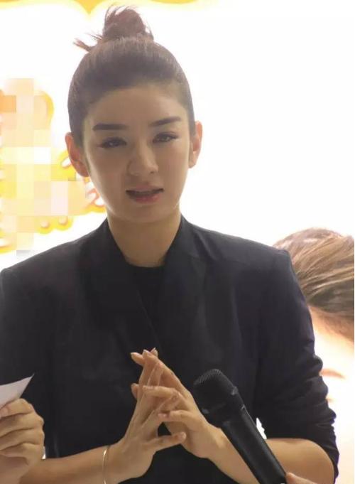 初見驚豔不已,再見路人甲乙!她們顏值成謎,這臉怎麼了? 初見驚豔不已,再見路人甲乙!她們顏值成謎,這臉怎麼了?