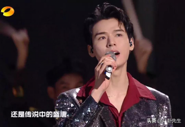 芒果跨年暴露明星真容：楊紫宋茜蘋果肌搶鏡，王源王一博臉圓發福