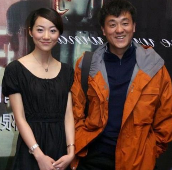 這10位男演員才叫始終如一，沒有緋聞，各個都是不忘初心的好丈夫