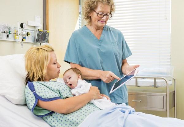 為何動物生寶寶很輕鬆，孕媽卻痛不欲生？人類的優勢這時成了劣勢