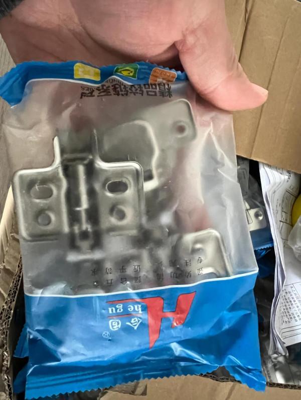 1月27號開始櫃子送貨，安裝