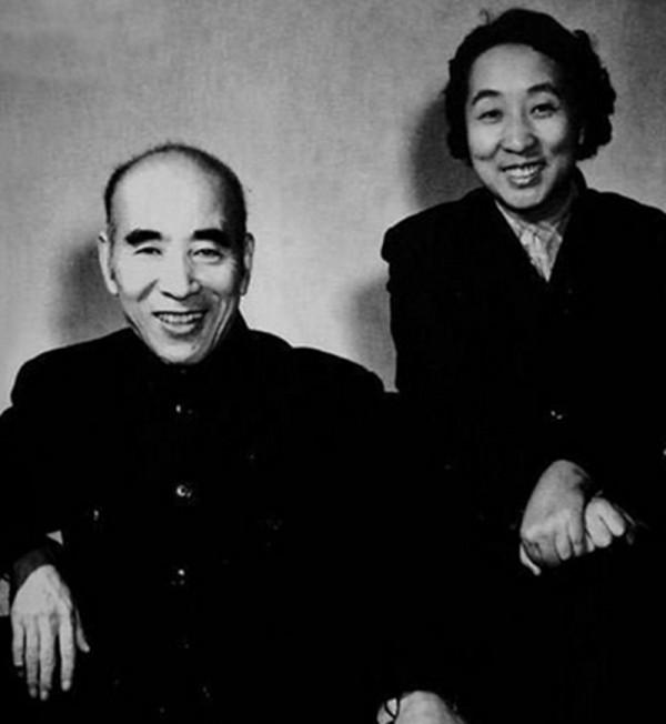 九一三事件後，他是第一個趕到現場的中國人，妥善處理了墜機事件