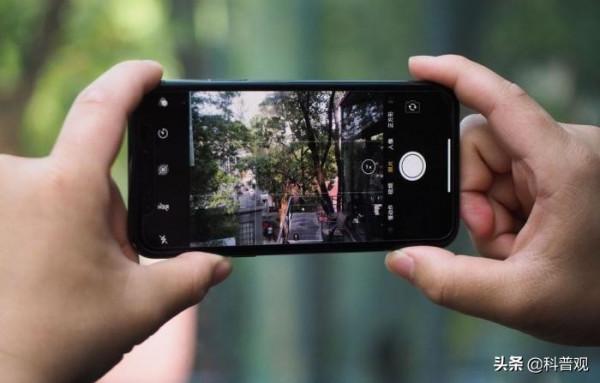 人類眼睛的秘密：人眼畫素高達5.76億，這到底意味著什麼？