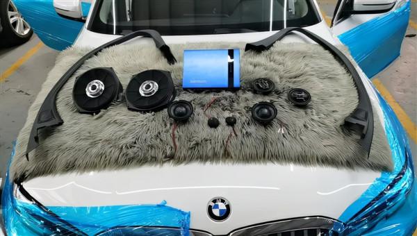 寶馬325i音響改裝優特聲402+史泰格中低音,全套升級聽感更震撼 寶馬325i音響改裝優特聲402+史泰格中低音,全套升級聽感更震撼