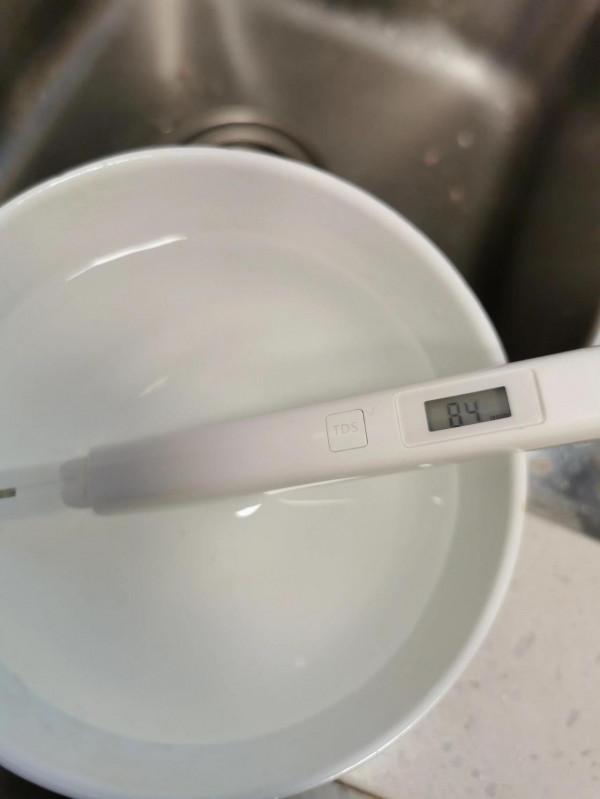 淨水器亮橙色燈後到底還能不能繼續使用，用事實說話