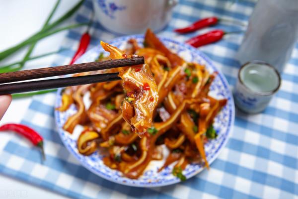 2022年夜飯選單出爐，5葷3素2涼上一桌，照著做，端上桌年味十足