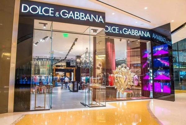 營業額大反彈!是誰?還在買這些“辱華品牌” 營業額大反彈!是誰?還在買這些“辱華品牌”