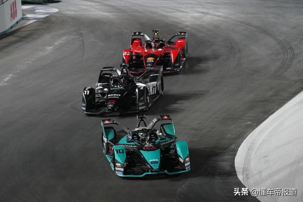 賽事｜德弗里斯首站衛冕成功 FE揭幕戰第一回合戰報