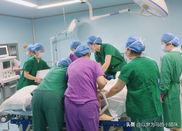 很缺人的6大醫學專業，爭議比較大，但就業率很高，適合男生報考