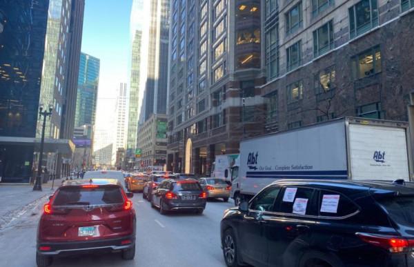 美國芝加哥教師工會阻斷市政廳交通 抗議線下授課