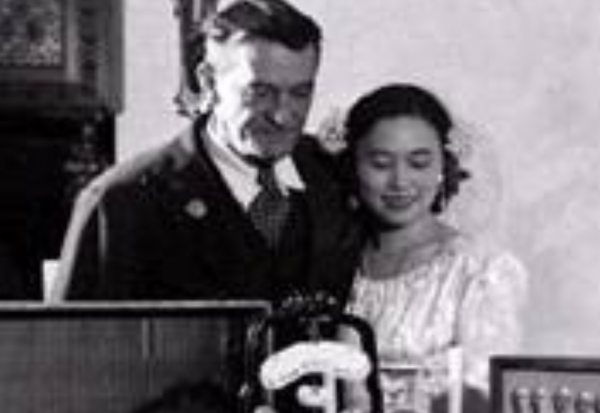 娶中國女演員,奮鬥16年終入中國籍的沙博理,直言:我的根在中國 娶中國女演員,奮鬥16年終入中國籍的沙博理,直言:我的根在中國