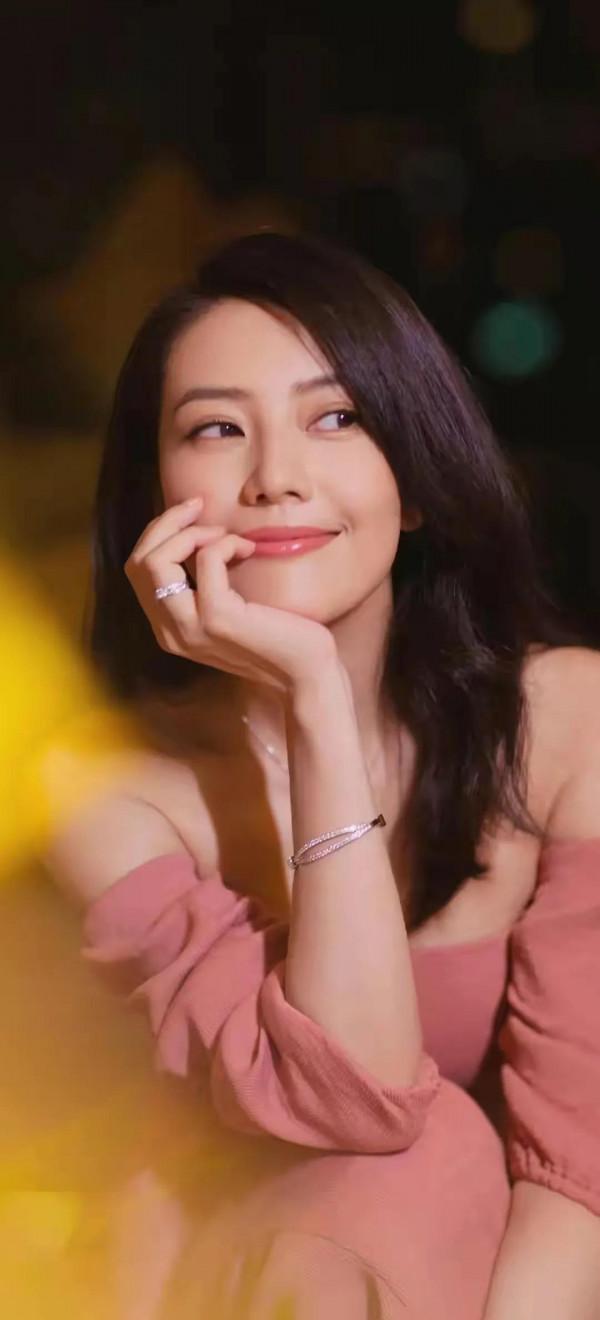 高圓圓笑起來的樣子真好看