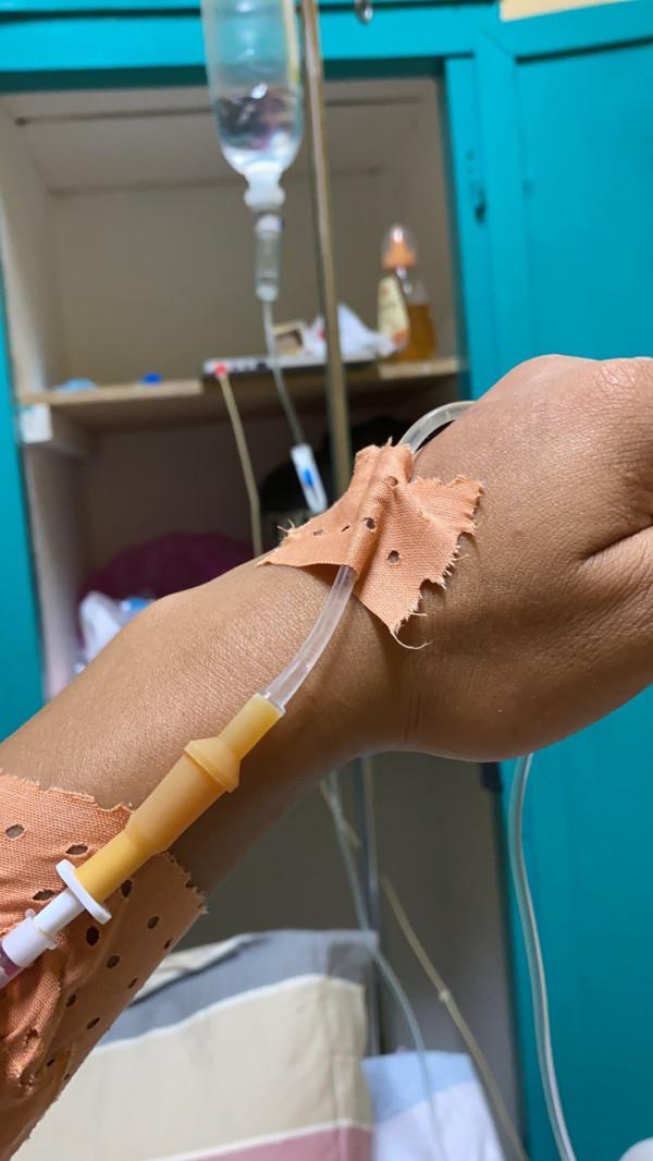 喀麥隆醫院如何治療新冠奧米克戎