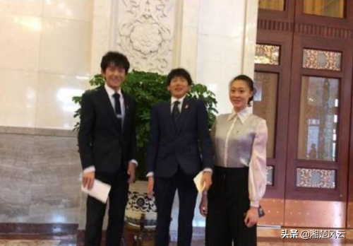 劉晏含參演電影，男演員站在拖車上與她搭戲，把網友逗樂了