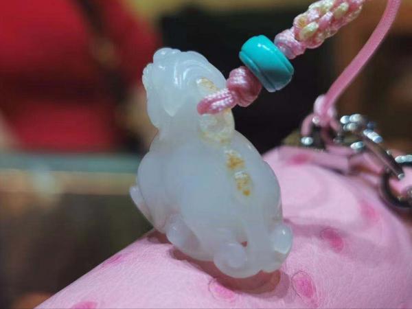 和田玉的不同產地，在材質上所表現出來的差別非常大嗎？