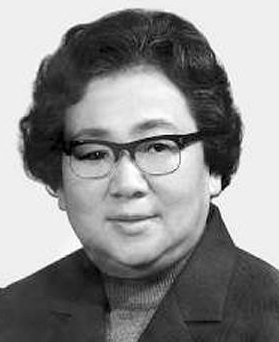 1945年蘇軍攻入德國，卻在集中營發現朱德之女，立刻送她到莫斯科