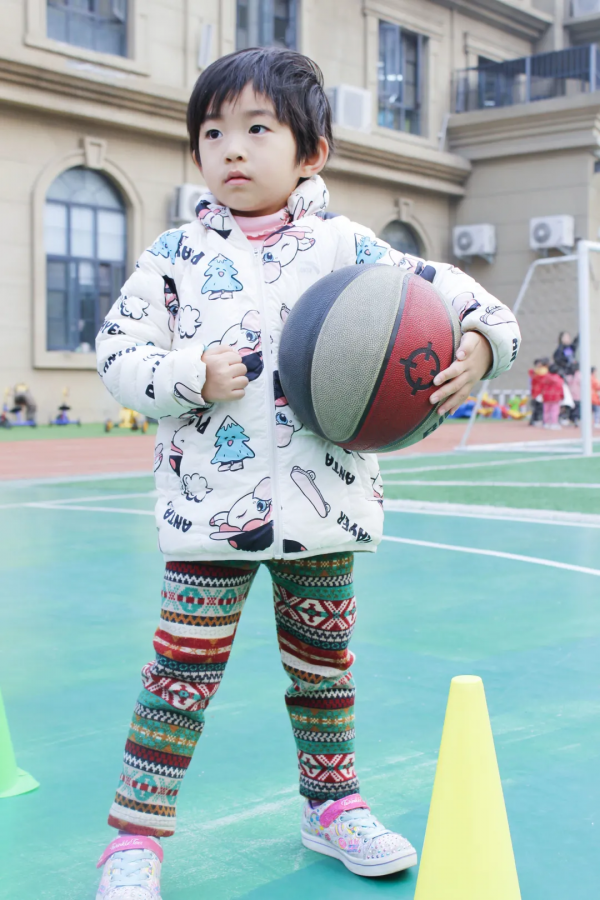 高新區匯愛幼稚園丨快樂籃球,陽光成長:我和“籃球”做朋友 高新區匯愛幼稚園丨快樂籃球,陽光成長:我和“籃球”做朋友