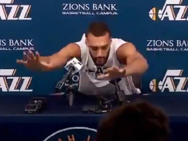 NBA三大神仙行為