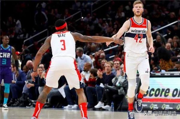 他真精明！損失60萬，換來8000萬，29歲當打之年，給庫茲馬當替補