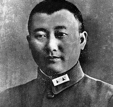 宜瓦戰役:此黃埔一期抗日名將被西北野戰軍打敗後,撿手榴彈自炸 宜瓦戰役:此黃埔一期抗日名將被西北野戰軍打敗後,撿手榴彈自炸