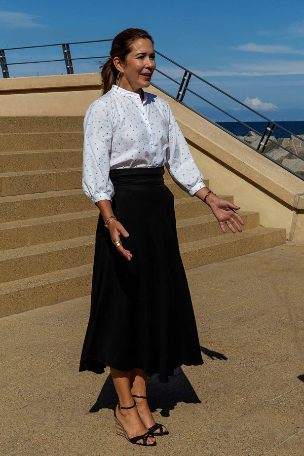 瑪麗王妃令人難以置信的照片風格演變