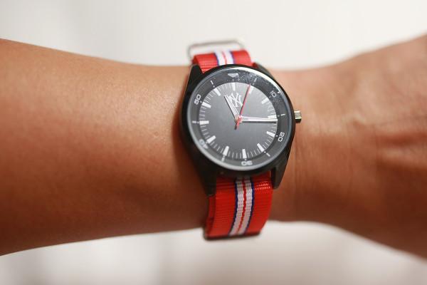 時尚舒適,美職棒自由女神情侶手錶全面體驗 時尚舒適,美職棒自由女神情侶手錶全面體驗