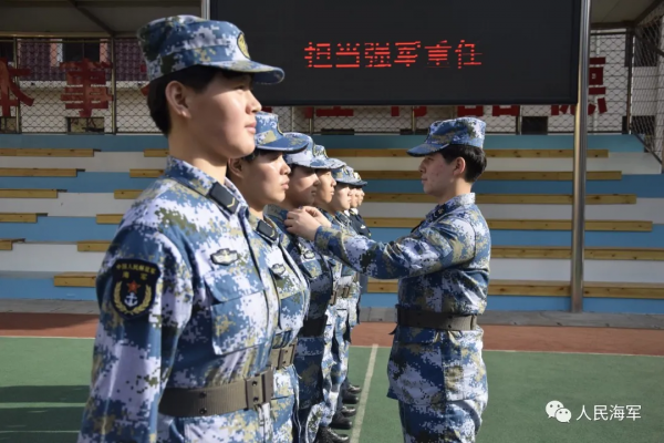 以情帶兵，聽聽維吾爾族女士官西爾娜依的故事