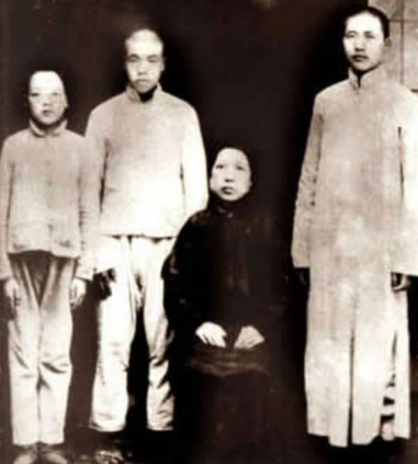 毛主席表哥文運昌,去北京酗酒被毛主席攆回家,離世前仍未能釋懷 毛主席表哥文運昌,去北京酗酒被毛主席攆回家,離世前仍未能釋懷