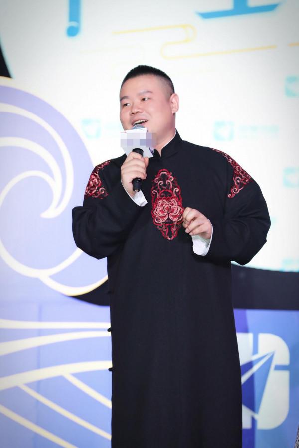 ";窮小子";岳雲鵬的逆襲史,成功路上不只有郭德綱,還有這6個女人 ";窮小子";岳雲鵬的逆襲史,成功路上不只有郭德綱,還有這6個女人