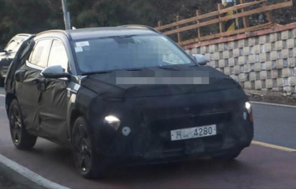 韓系現代又一全新SUV諜照亮相海外，新增插混系統，2023年釋出