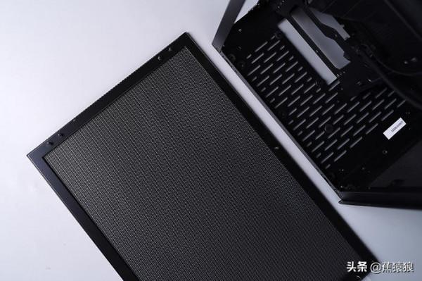 R5 5600X&plus; RTX 3070 &comma; SSUPD 美味網版 ITX 機箱裝機分享