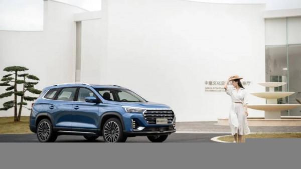 10萬元買7座SUV，捷途X90 PLUS哪款更合適，入門版就夠用？